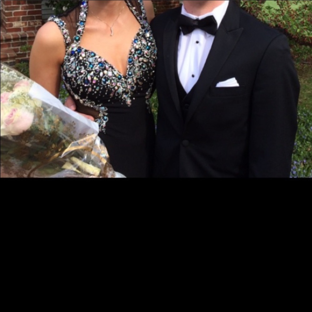 PROM DRESS - Picture 3 of 3